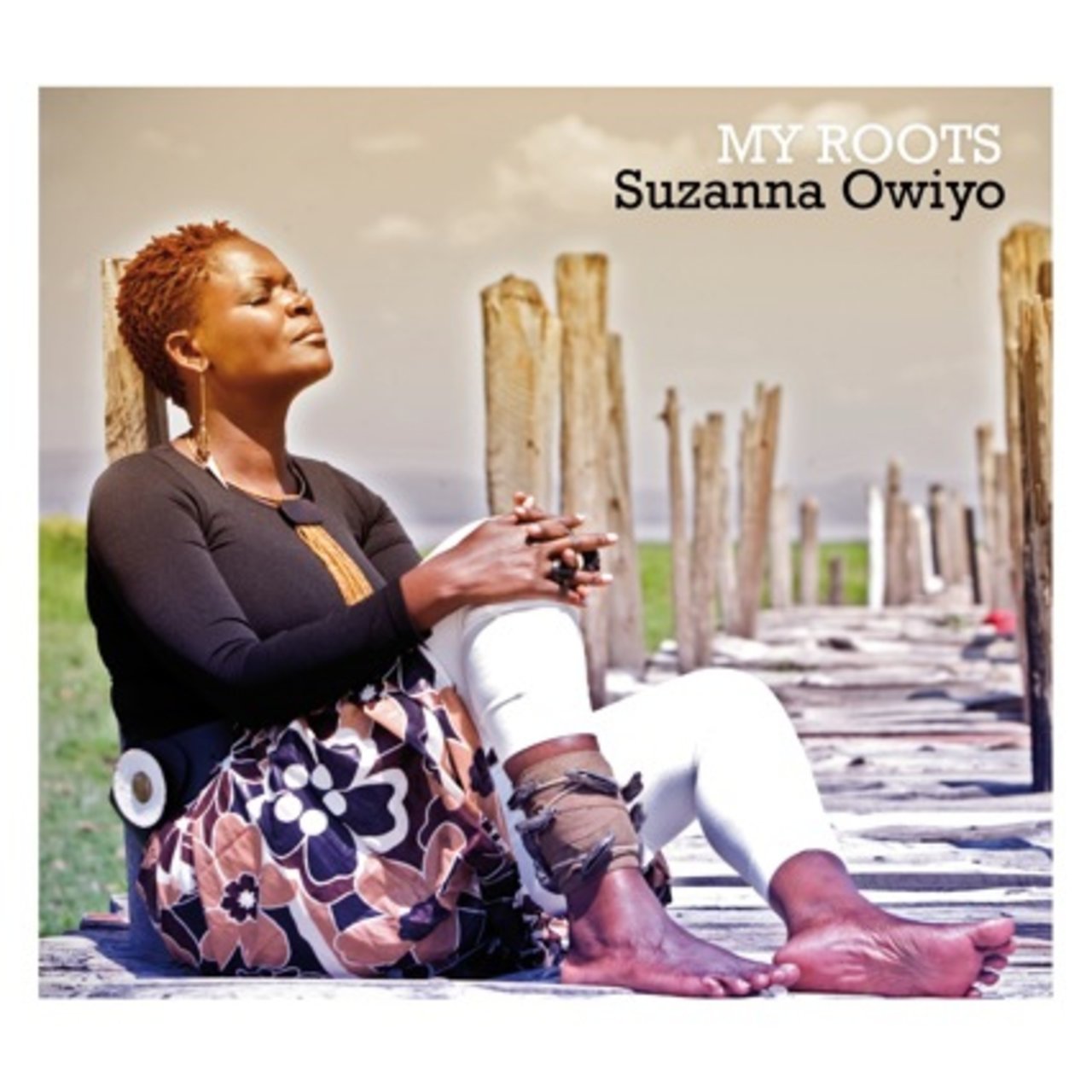 Suzanna Owiyo // My Roots // CD