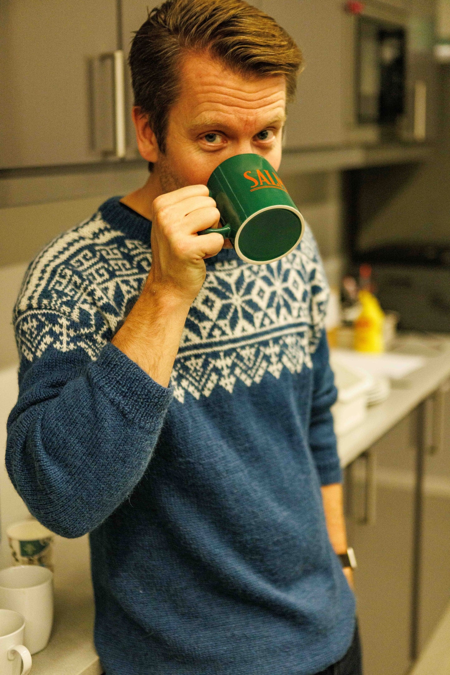 Salmer på pøbb // Kaffekopp